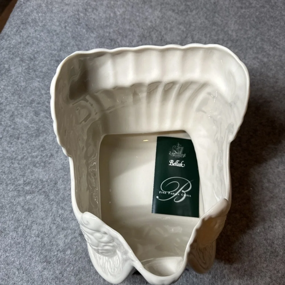 Vintage Belleek Irish Porcelain Sleigh Centerpiece Planter Christmas Shamrocks